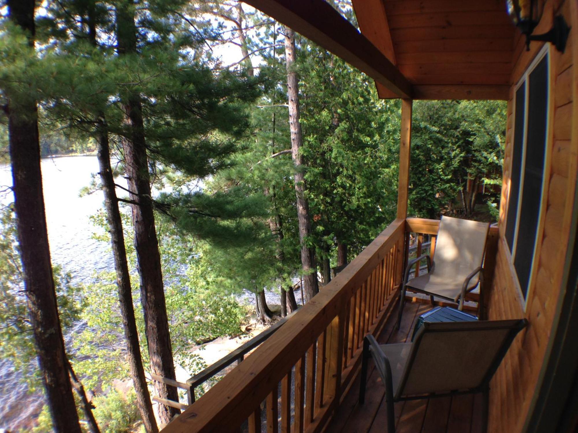 Motel Long Lake And Cottages Pokoj fotografie