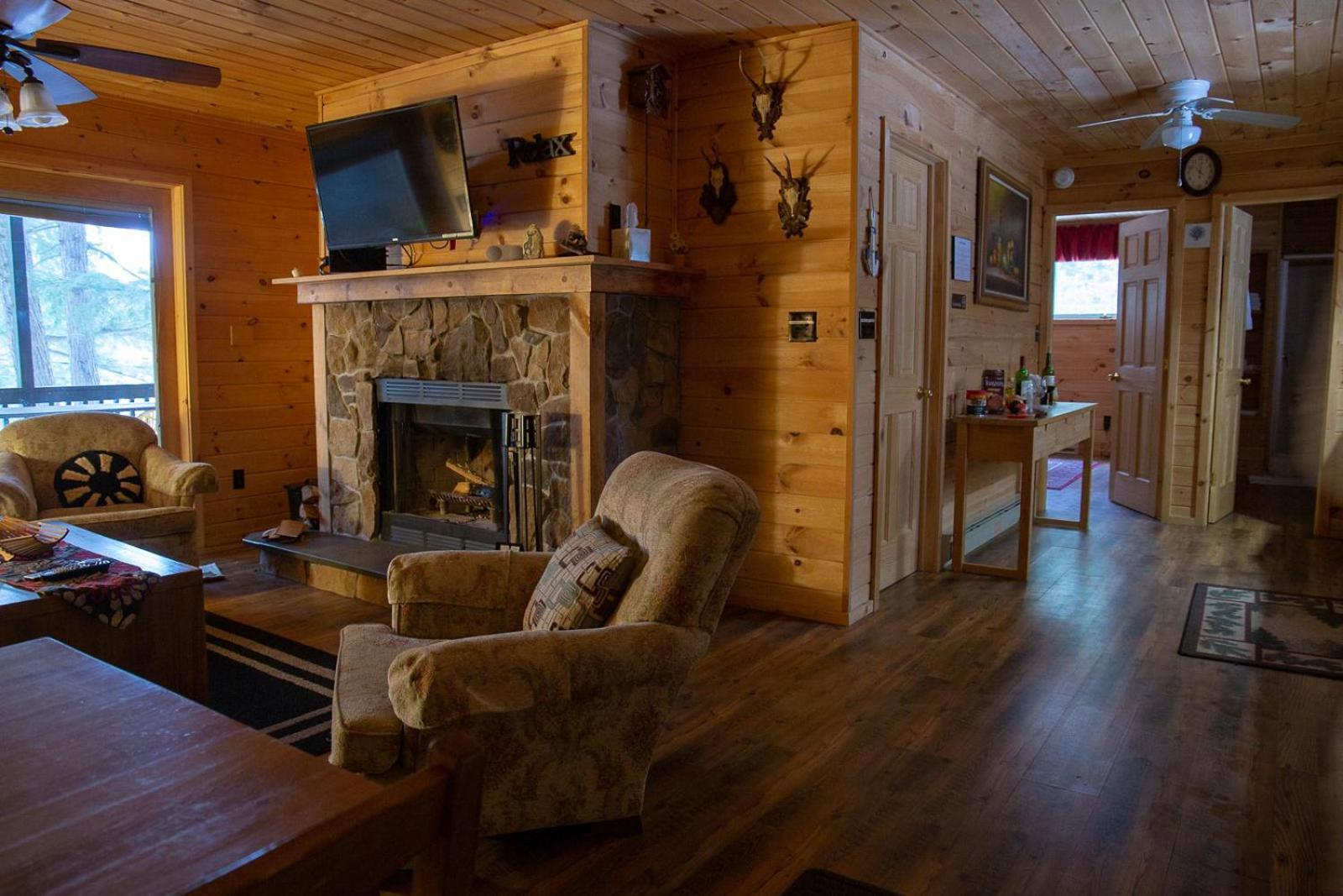 Motel Long Lake And Cottages Exteriér fotografie
