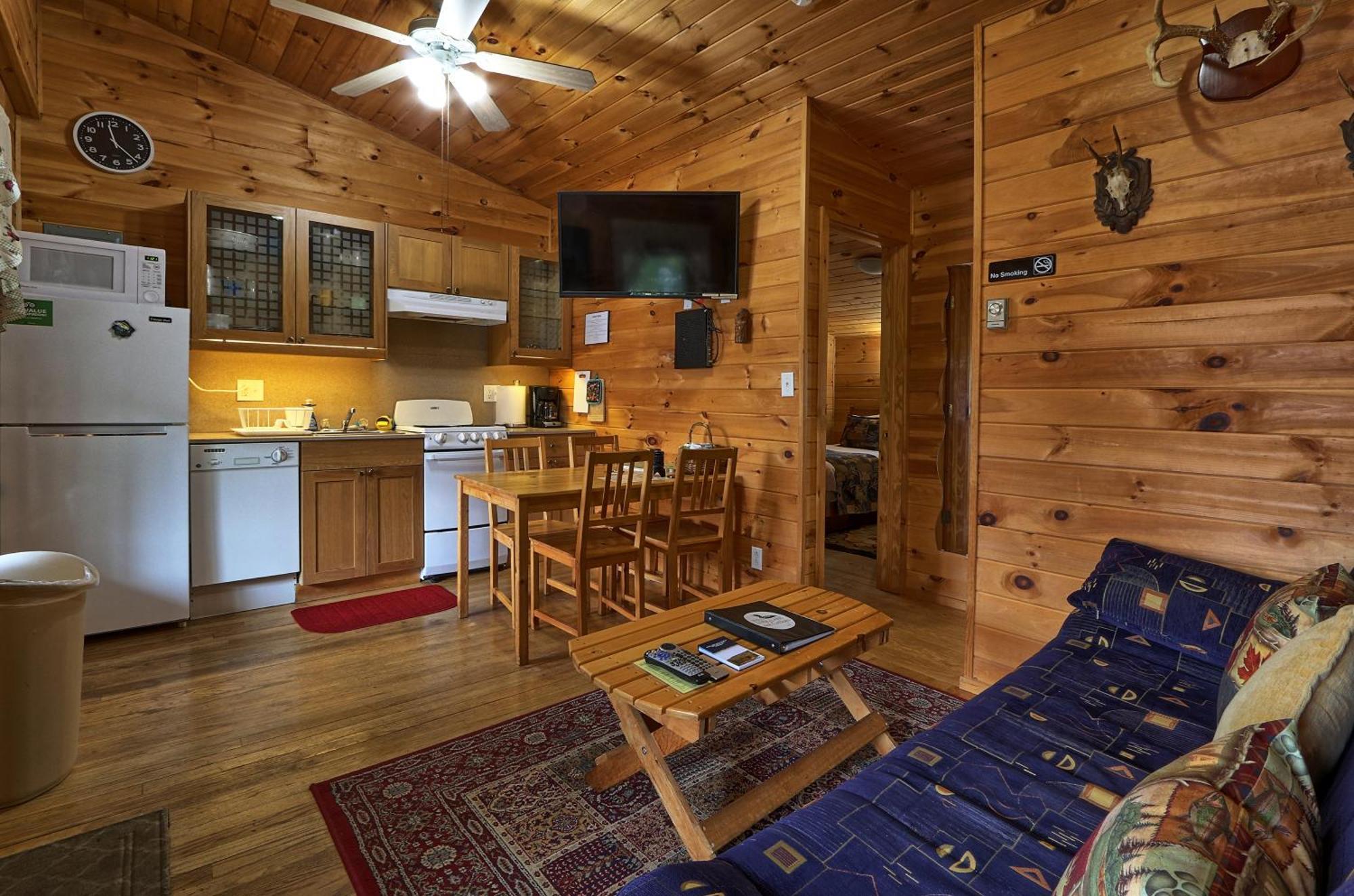 Motel Long Lake And Cottages Exteriér fotografie